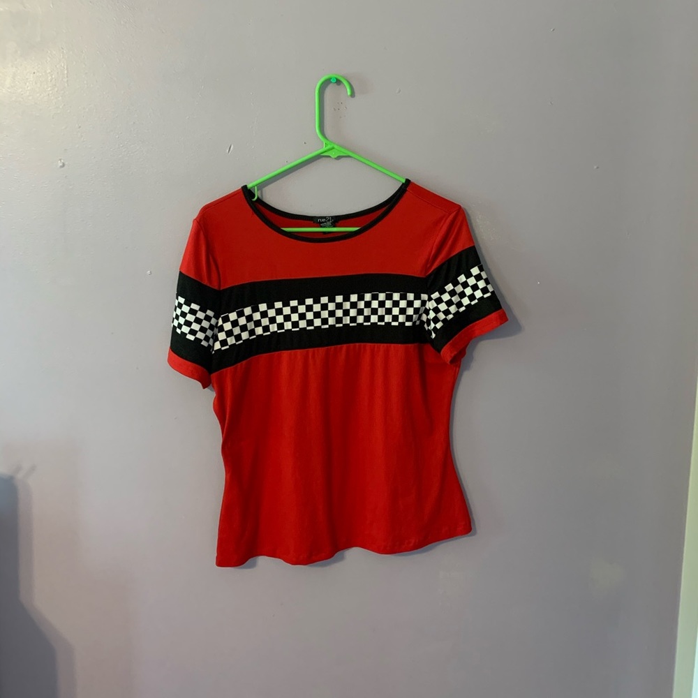 Women’s checkered t shirt